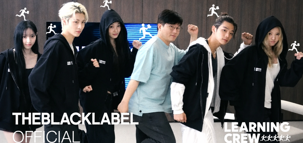 Group photo of THEBLACKLABEL learning crew trainees posing together with YouTuber Syuka