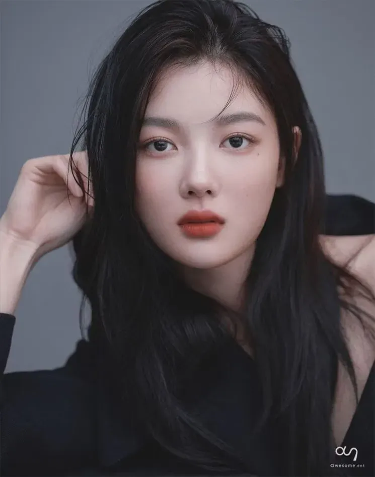 女優キム・ユジョンのプロフィール写真