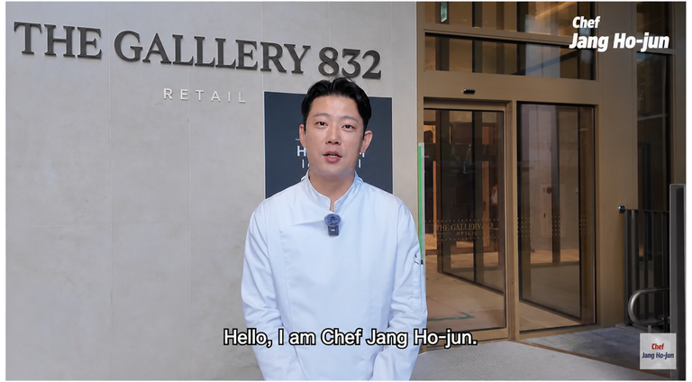 Chef Jang Ho-jun explaining his recent diet update, going from 110kg to 86kg, in a Mounjaro review video